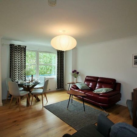 إينفيرنيس Riverside Apartment المظهر الخارجي الصورة