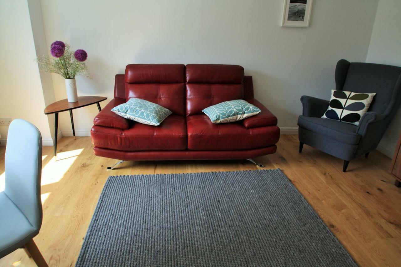 إينفيرنيس Riverside Apartment المظهر الخارجي الصورة